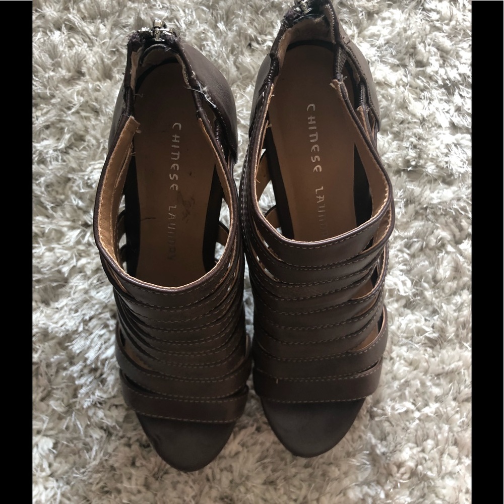Chinese Laundry wedges